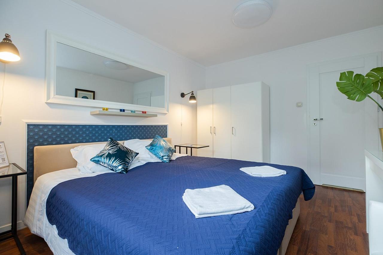 Unit Rooms Warszawa By Metro Rondo Onz Short Rent Idealne Pokoje Na Nocleg W Warszawie Екстер'єр фото