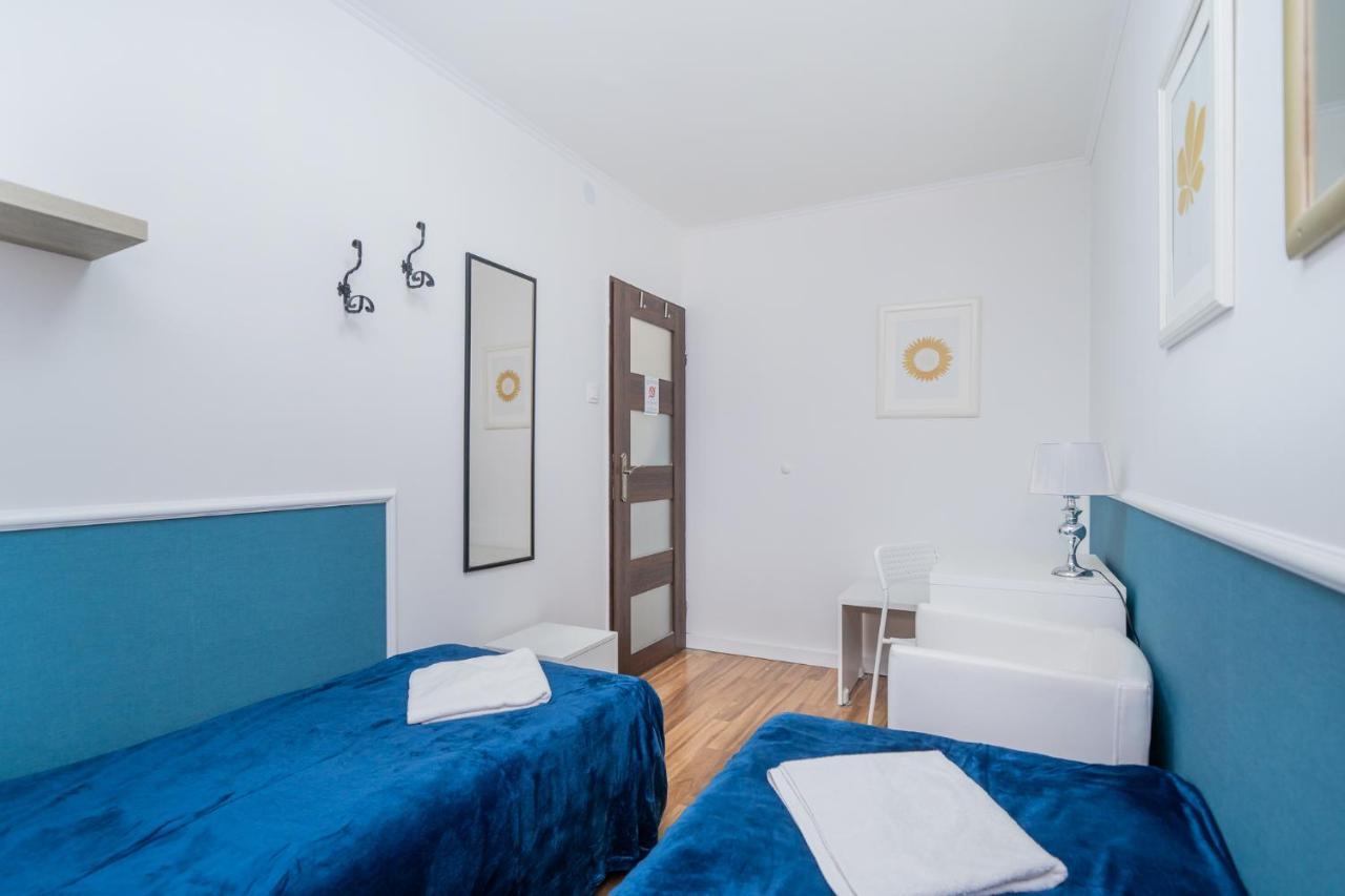Unit Rooms Warszawa By Metro Rondo Onz Short Rent Idealne Pokoje Na Nocleg W Warszawie Екстер'єр фото