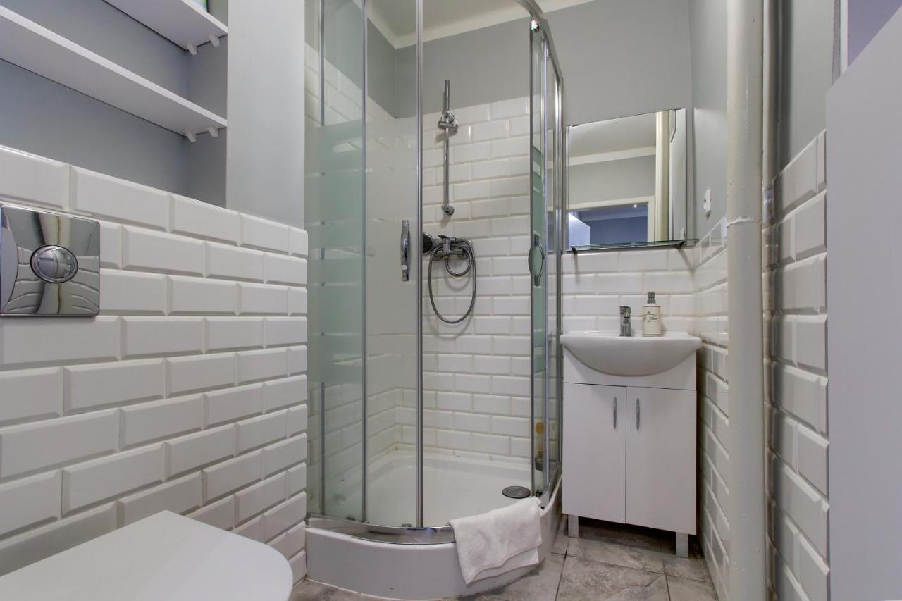 Unit Rooms Warszawa By Metro Rondo Onz Short Rent Idealne Pokoje Na Nocleg W Warszawie Екстер'єр фото