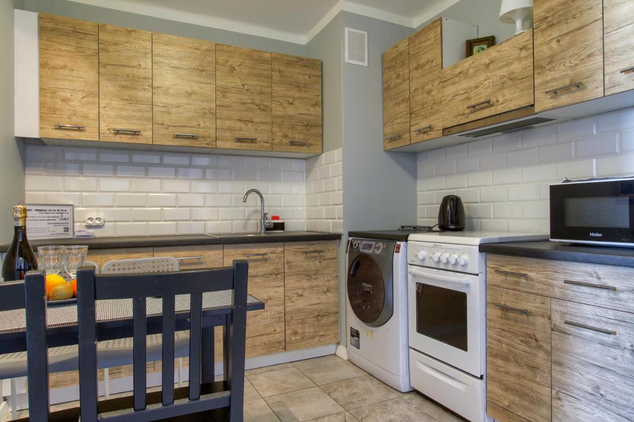 Unit Rooms Warszawa By Metro Rondo Onz Short Rent Idealne Pokoje Na Nocleg W Warszawie Екстер'єр фото