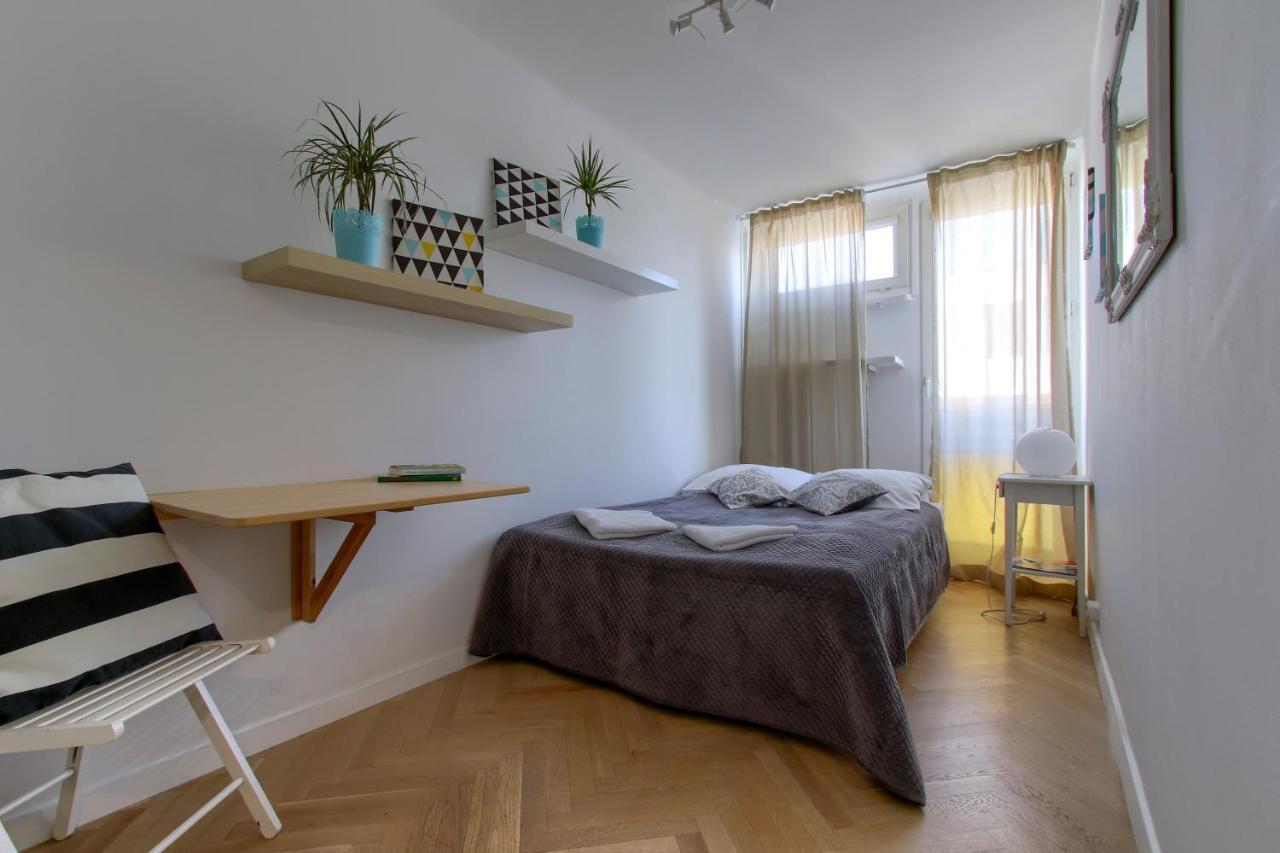 Unit Rooms Warszawa By Metro Rondo Onz Short Rent Idealne Pokoje Na Nocleg W Warszawie Екстер'єр фото