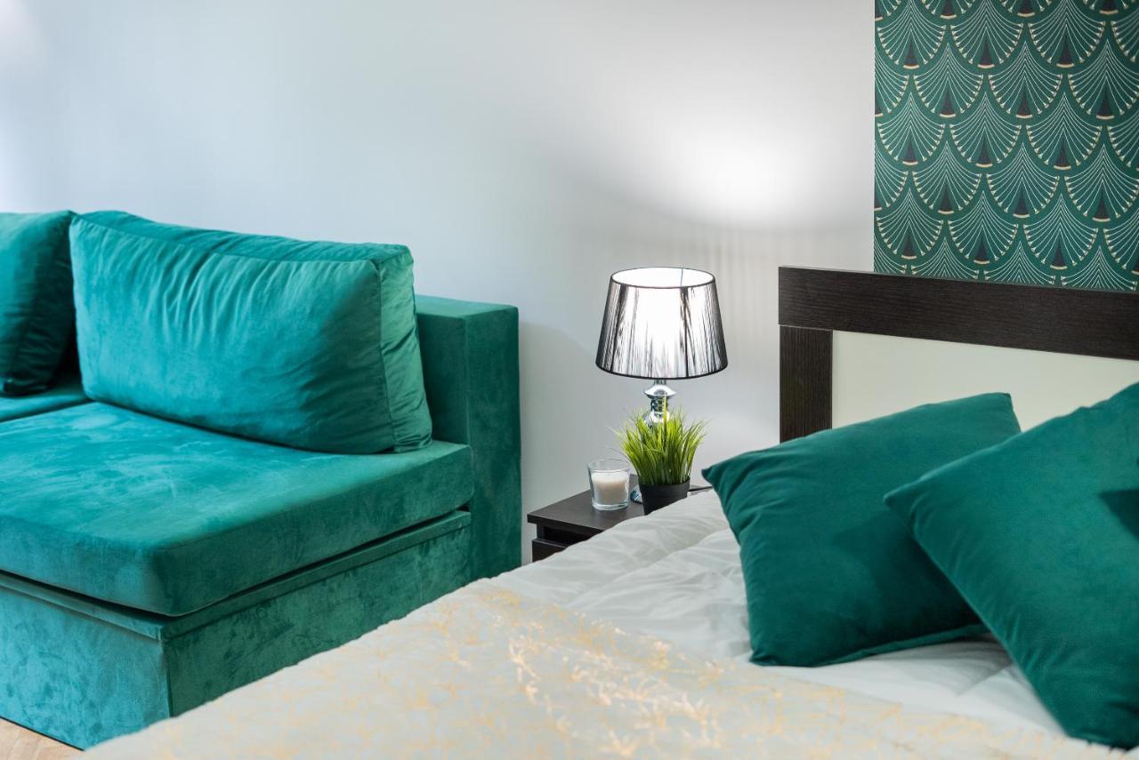 Unit Rooms Warszawa By Metro Rondo Onz Short Rent Idealne Pokoje Na Nocleg W Warszawie Екстер'єр фото