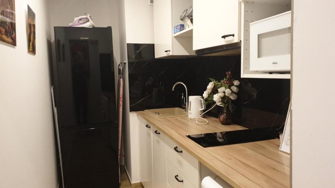 Unit Rooms Warszawa By Metro Rondo Onz Short Rent Idealne Pokoje Na Nocleg W Warszawie Екстер'єр фото